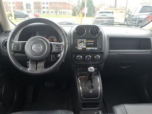 Used 2017 Jeep Patriot High Altitude image 12