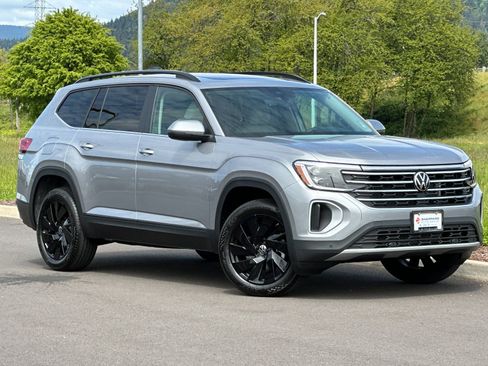 New 2026 Volkswagen Atlas SE AWD/4WD image 1