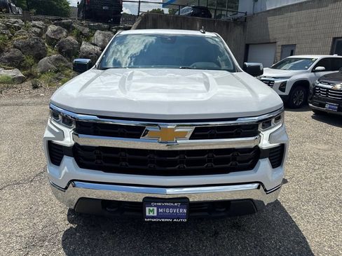 Used 2022 Chevrolet Silverado 1500 LT AWD/4WD image 10