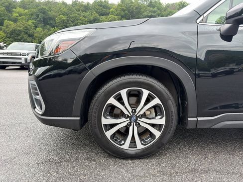 Used 2021 Subaru Forester Limited AWD/4WD image 9