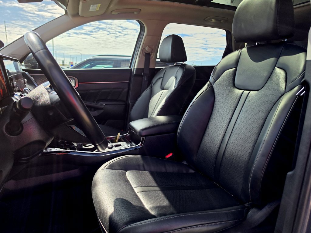 Certified 2021 Kia Sorento SX AWD/4WD image 11