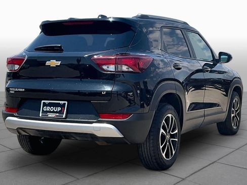 Used 2025 Chevrolet TrailBlazer LT AWD/4WD image 13