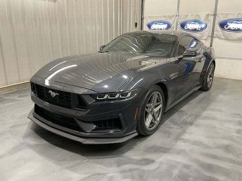 Used 2024 Ford Mustang Coupe image 3