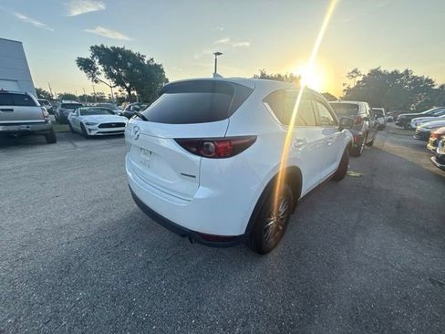 Used 2021 MAZDA CX-5 Touring FWD image 2