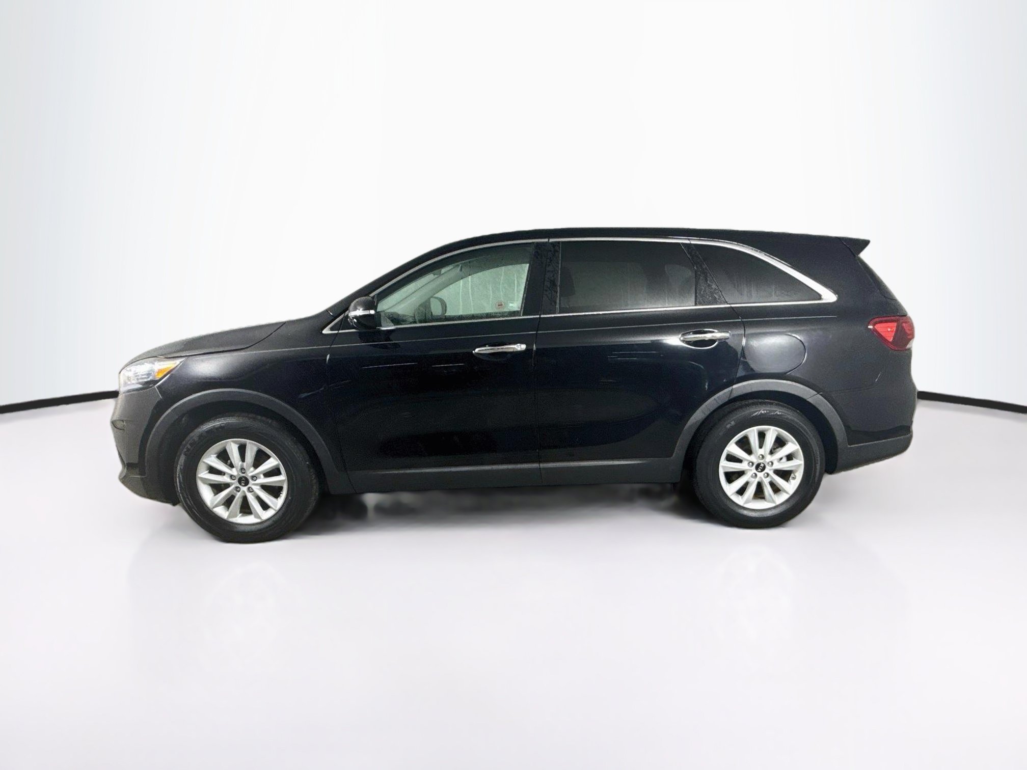 Used 2020 Kia Sorento LX FWD image 7
