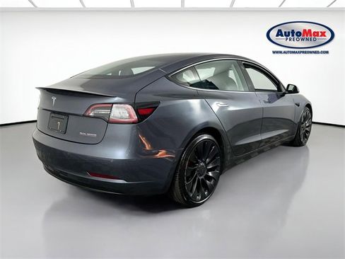 Used 2022 Tesla Model 3 Performance image 2