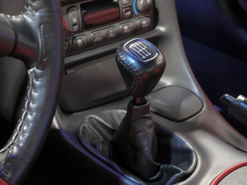 Used 2002 Chevrolet Corvette Z06 w/ Memory Pkg image 81