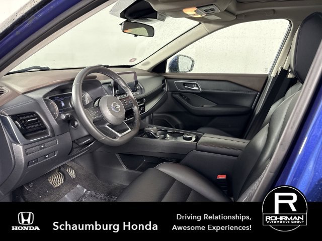 Used 2021 Nissan Rogue SV w/ Premium Package AWD/4WD image 4