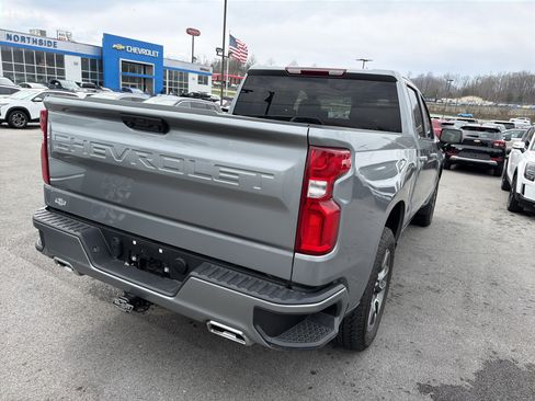 Used 2025 Chevrolet Silverado 1500 RST AWD/4WD image 7
