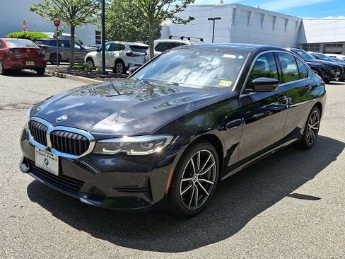 Used 2021 BMW 330i xDrive Sedan w/ Premium Package AWD/4WD image 3