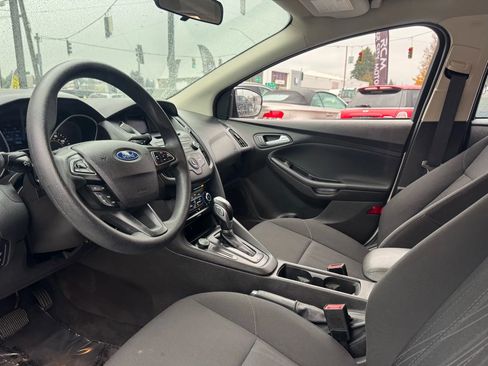Used 2015 Ford Focus SE image 13