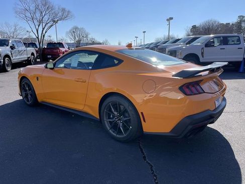 New 2026 Ford Mustang Dark Horse image 4