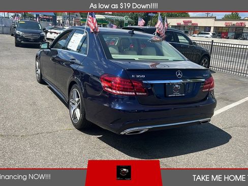 Used 2016 Mercedes-Benz E 350 4MATIC Sedan image 3