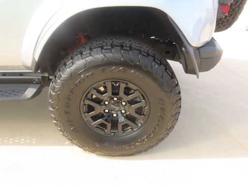 Used 2024 Ford Bronco Raptor AWD/4WD image 17