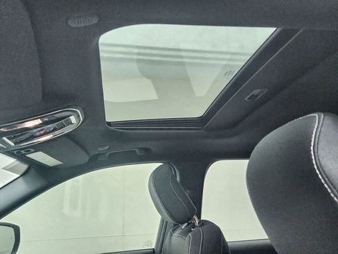 New 2025 Jeep Grand Cherokee Laredo X image 30