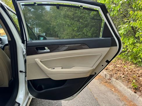Used 2019 Hyundai Sonata Limited w/ Ultimate Package 02 image 9