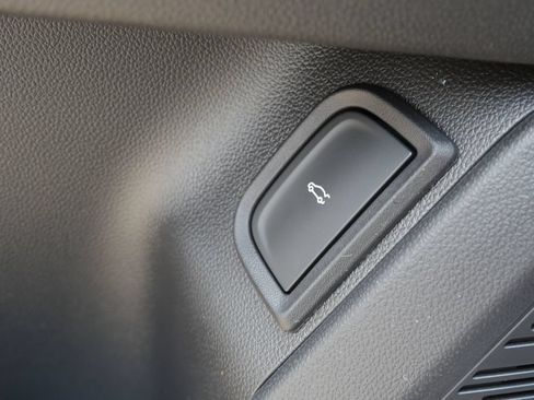 New 2027 Chevrolet Equinox ACTIV w/ Safety and Technology Package AWD/4WD image 37