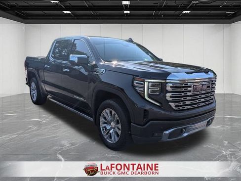 Used 2023 GMC Sierra 1500 Denali w/ Technology Package AWD/4WD image 7