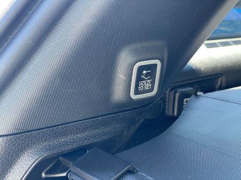 Used 2023 Jeep Grand Cherokee Altitude AWD/4WD image 28