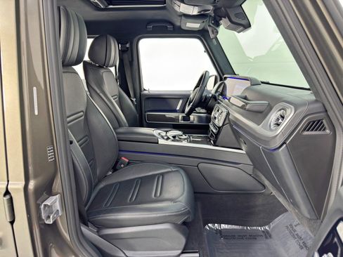 Used 2023 Mercedes-Benz G 550 G 550 w/ AMG Line & Exclusive image 16