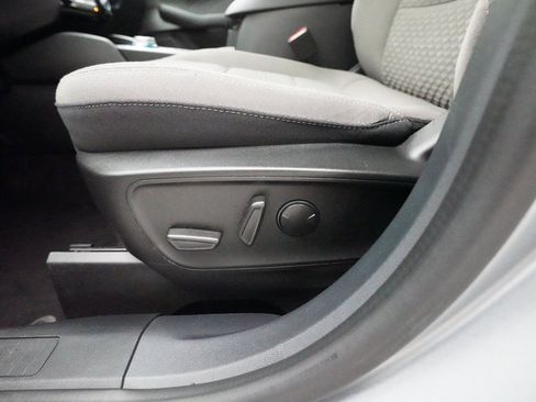 Used 2022 Ford Escape SE w/ Convenience Package image 29