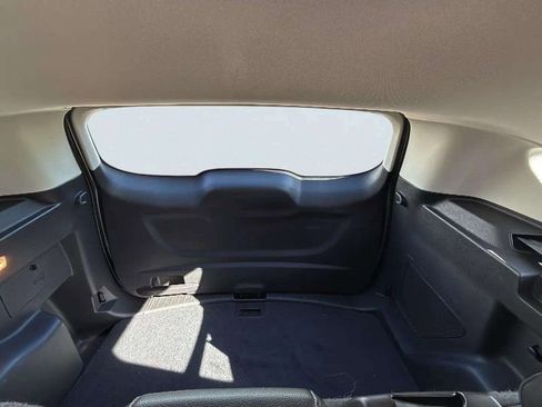 Used 2018 Ford Escape Titanium image 15