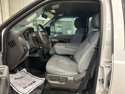 Used 2015 Ford F250 XLT w/ XLT Value Package image 10
