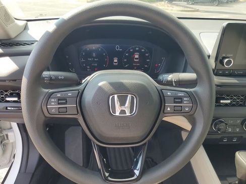 New 2025 Honda Accord SE image 16