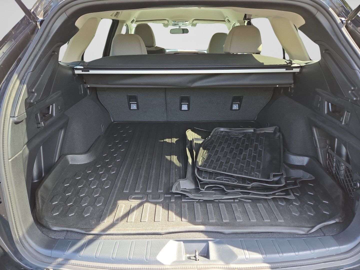 Used 2022 Subaru Outback Premium AWD/4WD image 10