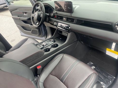 New 2026 Honda Pilot Black Edition image 30