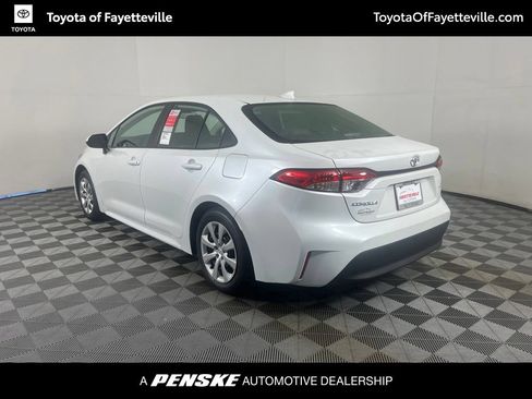 Used 2026 Toyota Corolla LE FWD image 3