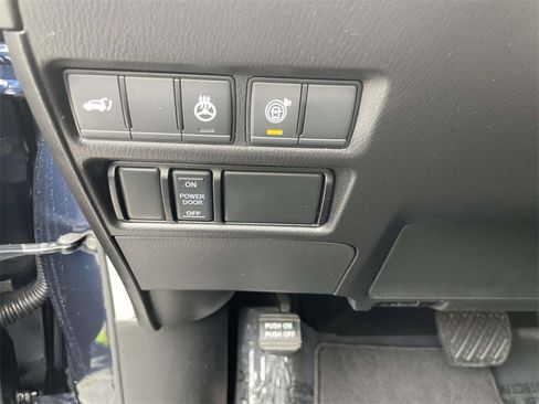 Certified 2024 Nissan Armada SL w/ Captain's Chairs Package image 19