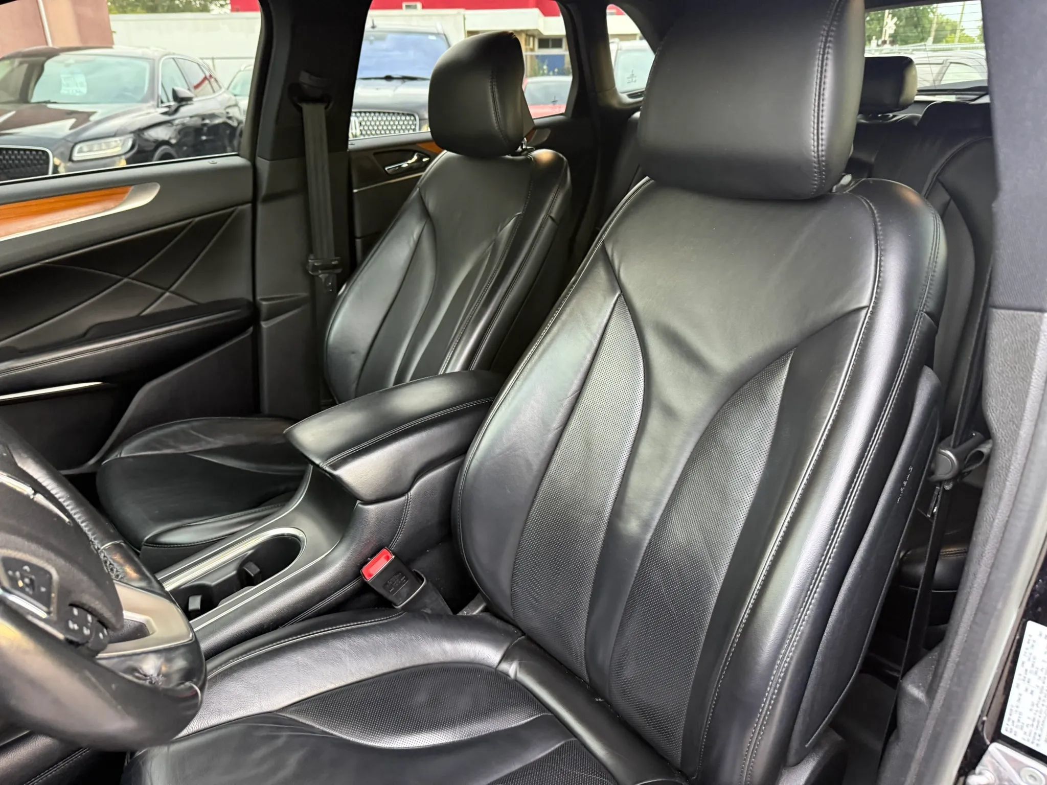 Used 2019 Lincoln MKC Select w/ MKC Climate Package FWD image 14