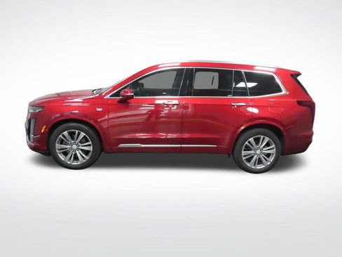 Certified 2023 Cadillac XT6 Premium Luxury w/ Technology Package FWD image 2