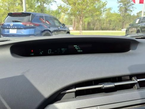 Used 2013 Toyota Prius Two image 16