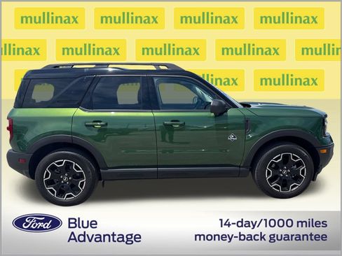 Used 2025 Ford Bronco Sport Outer Banks w/ Outer Banks Tech Package+ AWD/4WD image 2