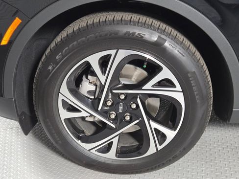 New 2026 Lincoln Nautilus Premier AWD/4WD image 11