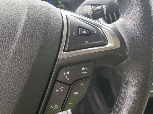 Used 2022 Ford Edge SEL w/ Convenience Package AWD/4WD image 16