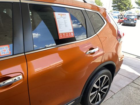 Used 2019 Nissan Rogue SL w/ Premium Package AWD/4WD image 59