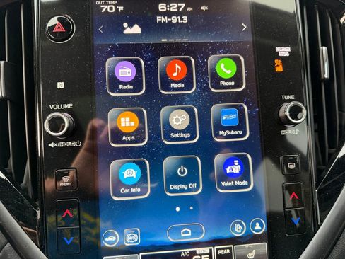 Used 2024 Subaru Ascent Onyx Edition image 8