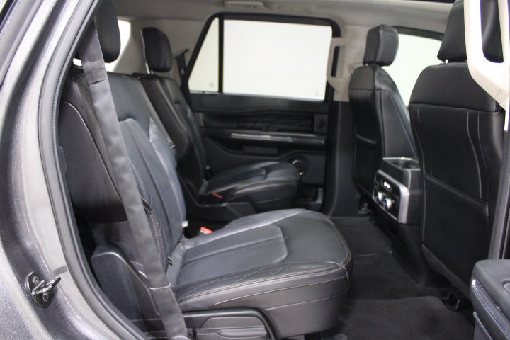 Used 2020 Ford Expedition Platinum AWD/4WD image 30