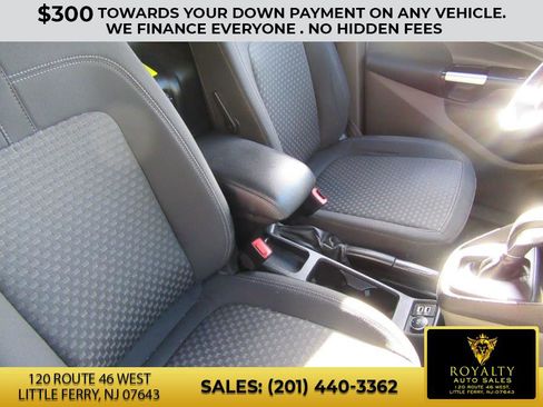 Used 2019 Ford Transit Connect XLT image 22