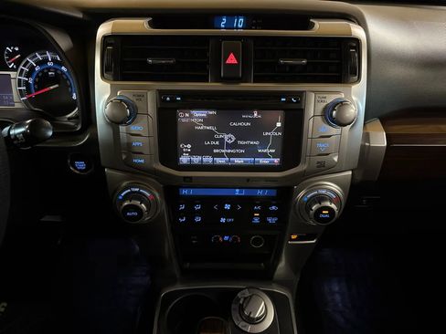 Used 2014 Toyota 4Runner Limited image 50