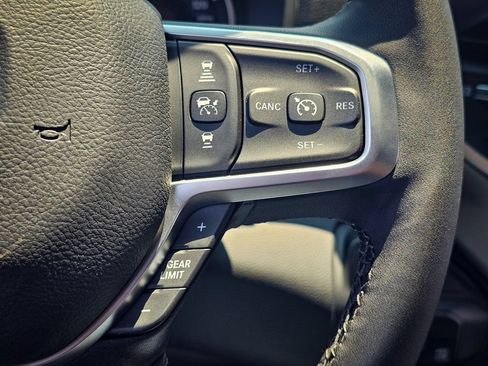 New 2026 RAM 3500 Big Horn AWD/4WD image 21