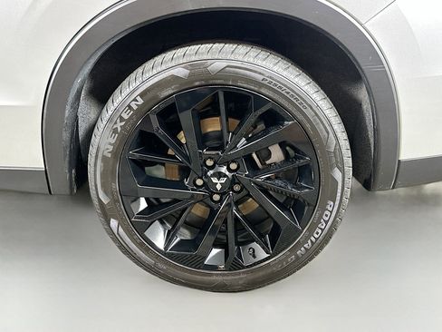 Used 2025 Mitsubishi Outlander SEL Black Edition image 31