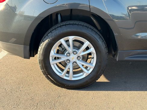 Used 2017 Chevrolet Equinox LT w/ Convenience Package FWD image 10