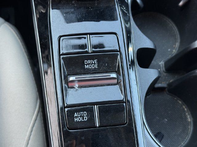 Used 2023 Hyundai Sonata SEL w/ Preferred Accessory Package FWD image 20