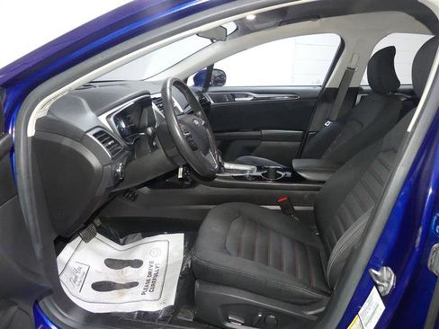 Used 2016 Ford Fusion SE image 20
