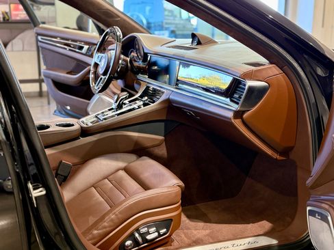 Used 2018 Porsche Panamera Turbo image 51