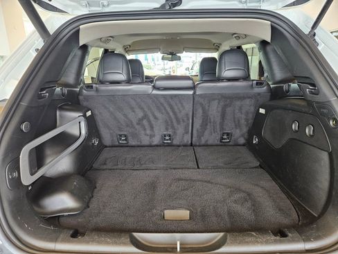 Used 2018 Jeep Cherokee Trailhawk w/ Quick Order Package 27L image 32